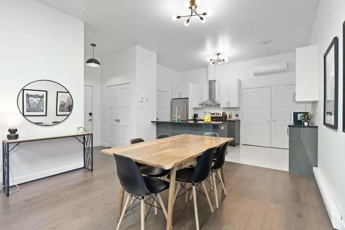 Modern And Cozy 2Bdr Near St-Hubert Plaza Apartment Montreal Canada