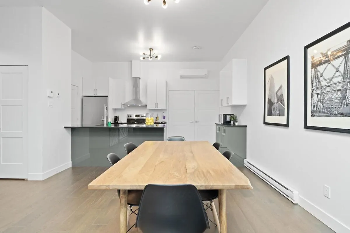 Modern And Cozy 2Bdr Near St-Hubert Plaza Apartment Montreal 0*,  Canada