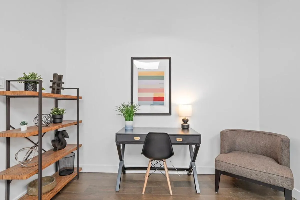 Modern And Cozy 2Bdr Near St-Hubert Plaza Apartment Montreal
